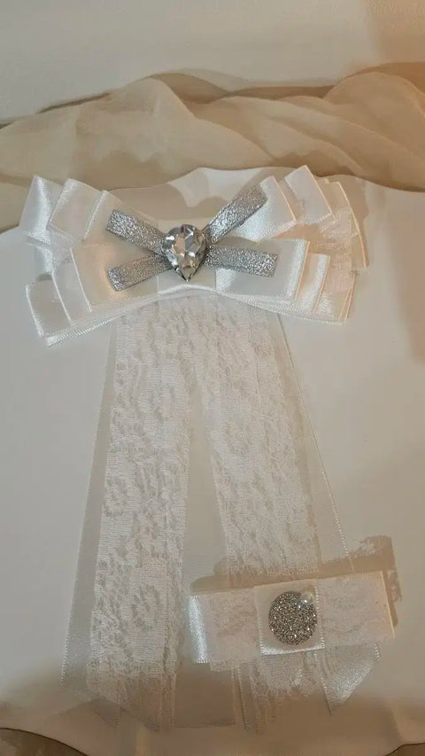 Cheering stick ribbon decoration, custom decoration making, white ribbon brooch