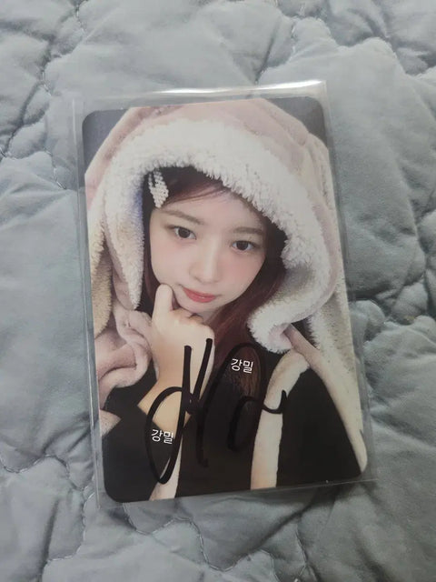 IVE signed photocard sale transfer exchange rabbit blanket Rei I AM MINE Wonyoung Liz