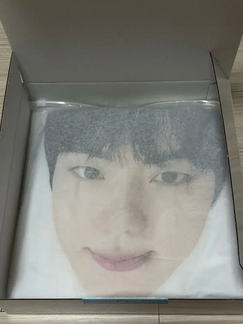 Run Seokjin raincoat