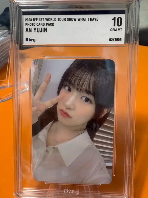 23 World Tour Ahn Yujin BRG10 Grade Card