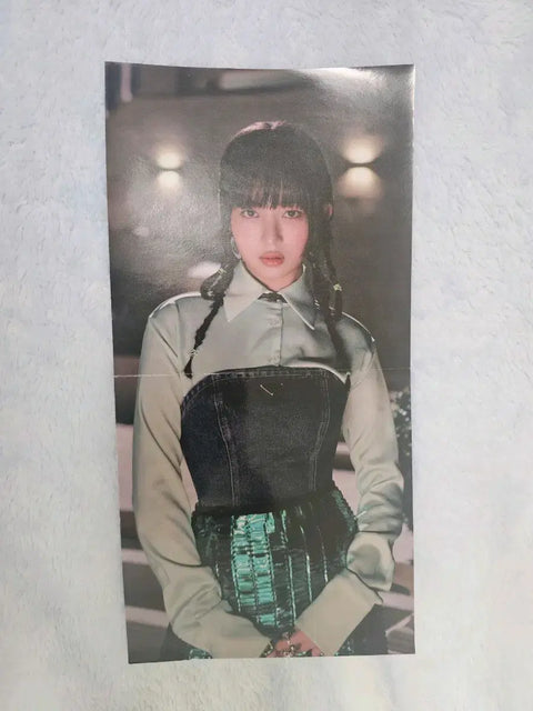 IVE Rei Love Dive Jewel Folded Poster