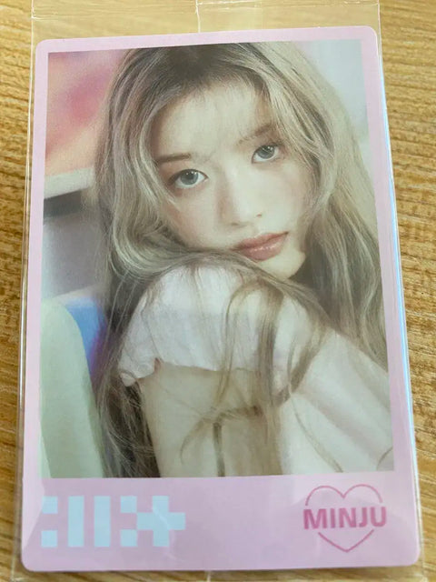 ILLIT Japan Wafer Photocard