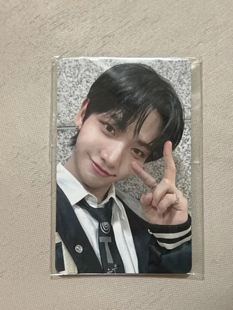 BONEDO How Myung Jaehyun Weverse Benefit Photocard