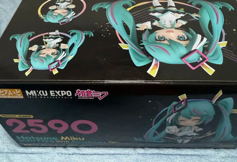 Selling Expo Miku 10th Anniversary Nendoroid.