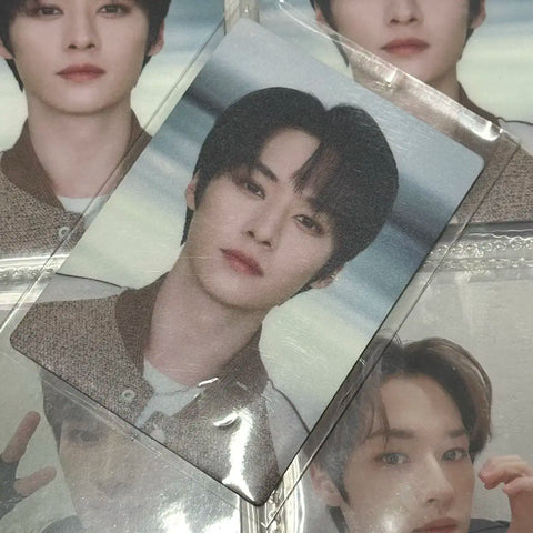 Thẻ ảnh SLBS của Stray Kids Lee Know