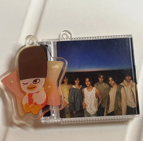 Mega Smini + Ttolbyeong Keychain