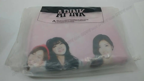 Apink Neck Cushion + Knee Blanket Set / Used