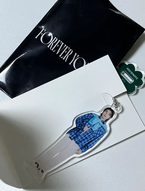 DAY6 Japan Random Acrylic Keyring Sungjin