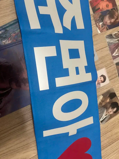 Exo Suho Junmyeon goods, photocard + freebies as a set