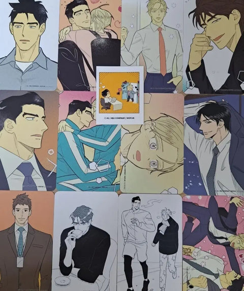 I'm sharing an office romance story from Mofun. I'm a married man from Artist A1's exhibition, selling Bangpo (Visit) photocard.