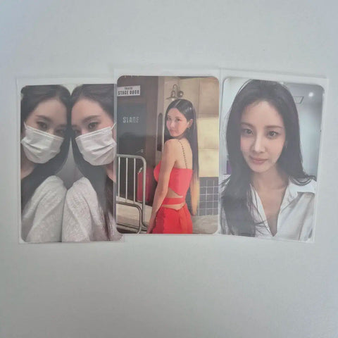 Girls' Generation Seohyun Yuri Photocards Bundle