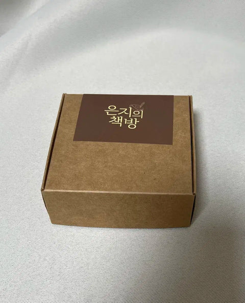 Apink Jung Eun-ji fan meeting Eunji's Bookshop paperweight for sale.