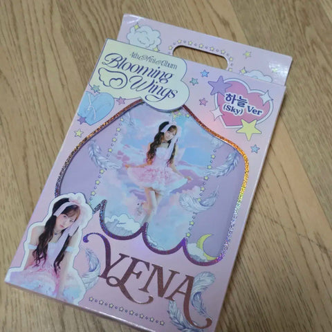 Choi Yena Blooming Wings Unboxing Album