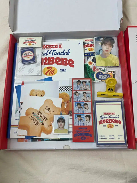 Selling Monsta X 7th fanclub kit.