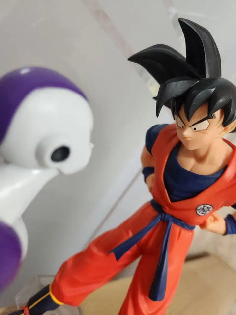 Dragon Ball Ichiban Kuji Son Goku Frieza Figure