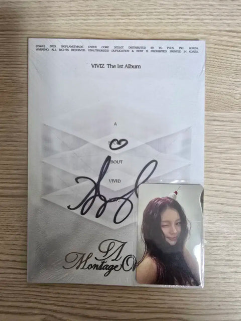 Unopened) VIVIZ Umji Hello82 Signed Album for Sale