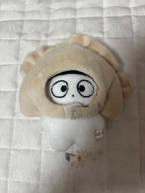New Jeans Hanni doll, Pompom-gun