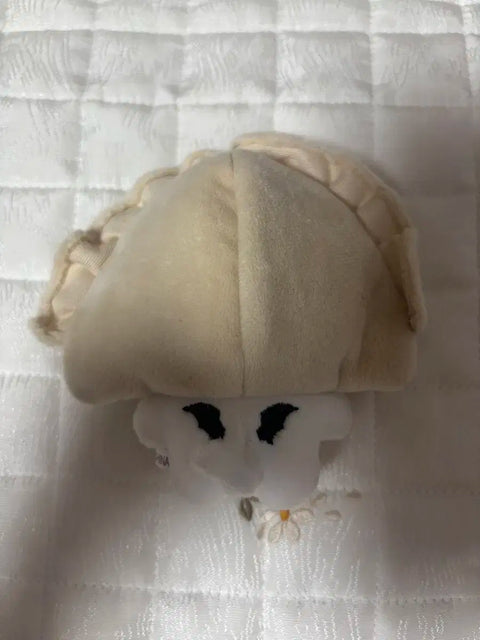 New Jeans Hanni doll, Pompom-gun
