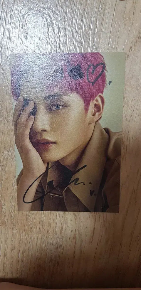 ZB1 Kim Jiwoong Autographed Postcard