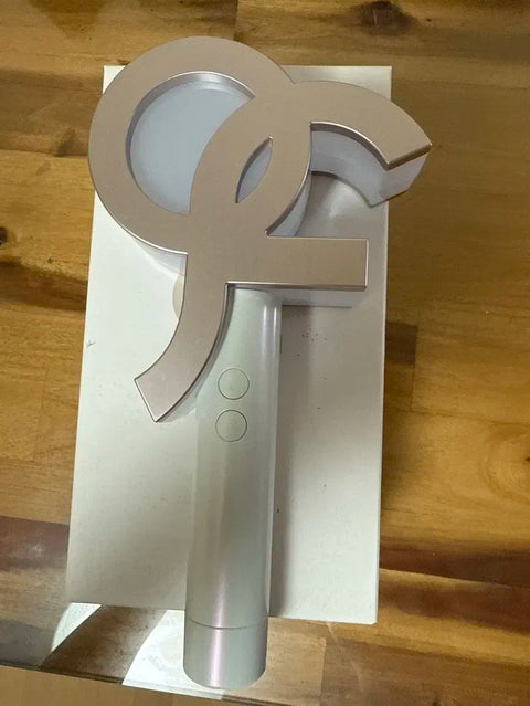 Selling fromis_9 official light stick, Frobon.