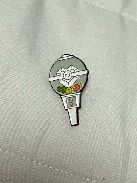 Park Jihoon cheering stick Bbopbong badge