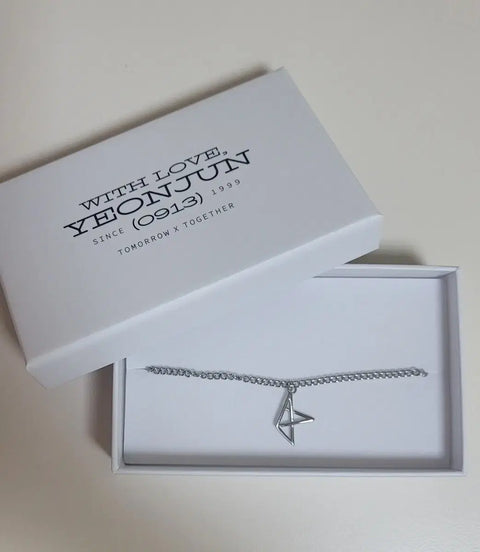 Yeonjun's birthday bracelet