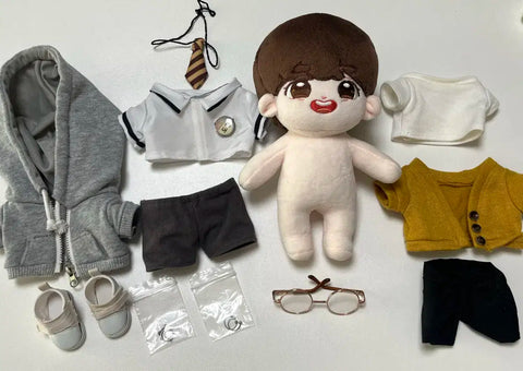 Seventeen Dokyeom doll Holli-do and doll clothes as a set, for sale.
