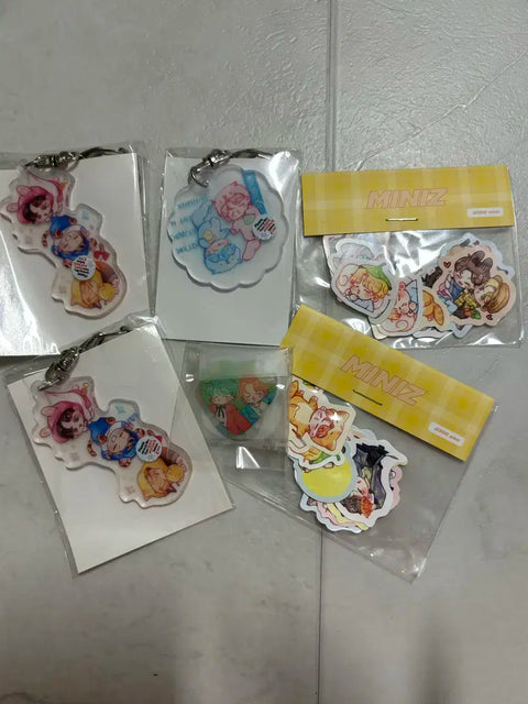 BTS BT21 Minini Stickers Keychain Set - Selling as a lot