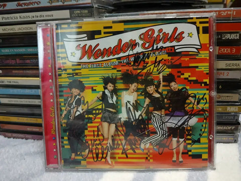 Wonder Girls. Jewelry. Autograph. Signed Album. Girl Group. K-Pop.