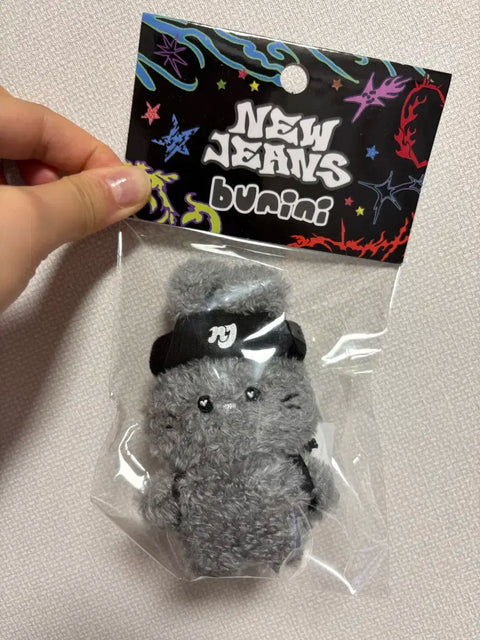 NewJeans doll Bunnini gray Hwini keyring