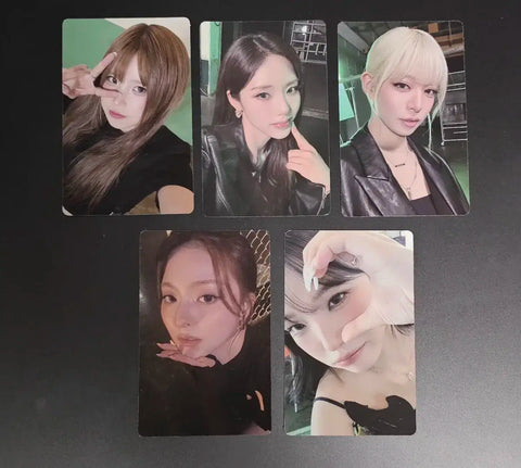 fromis_9 final concert entrance photocard set