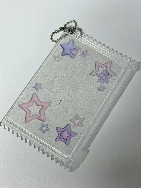 Selling Yemo's photocard pouch.