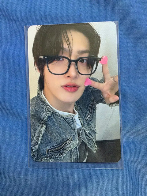 Ateez Apple Music Heart Press Photocard - Mingi from Ateez