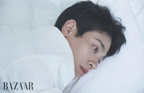 Transfer/Sale of Harper's Bazaar magazine featuring actor Park Jung-min's photoshoot and interview.