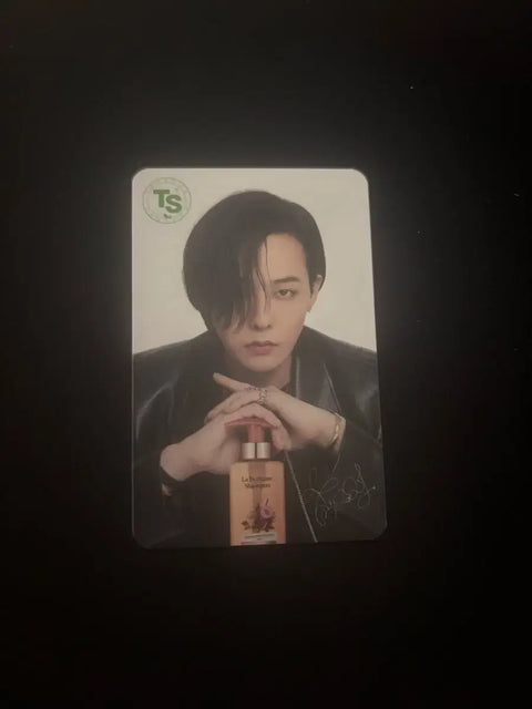 G-Dragon TS photocard
