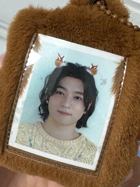 DAY6 Sungjin room ID photo