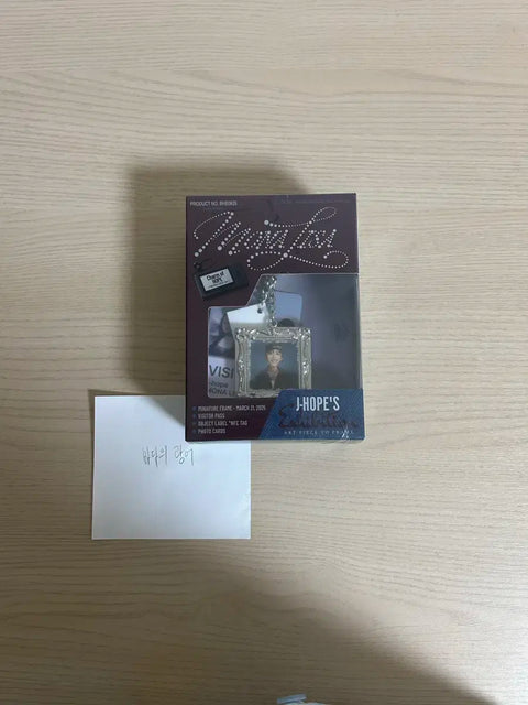 J-Hope Mona Lisa Unopened (Price includes shipping) ₩52,000