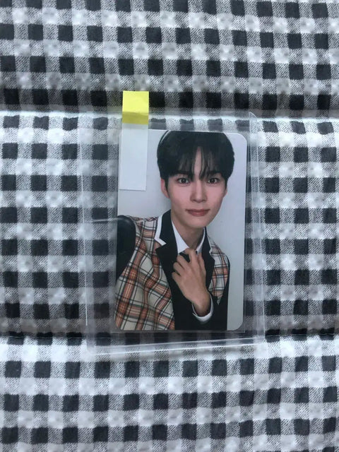 School Looks Sung Han-bin
