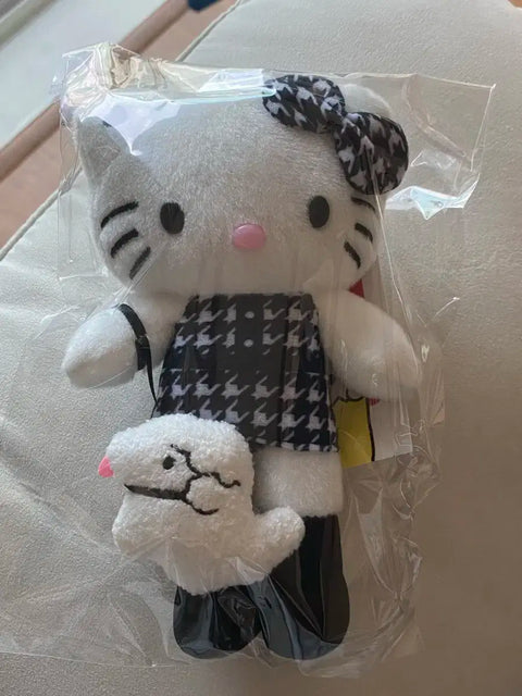50th Anniversary Hound Hello Kitty