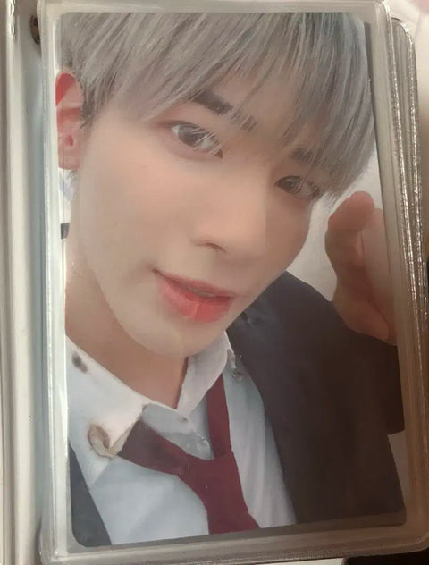 Chaotic Wonderland Weverse Japan Taehyun Photocard