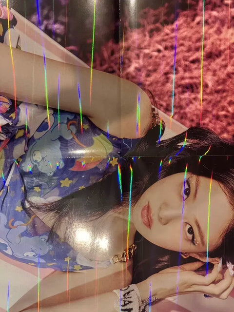 Selling limited edition BLACKPINK photobook.