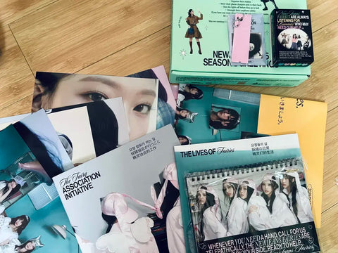 Selling NewJeans' Season's Greetings.