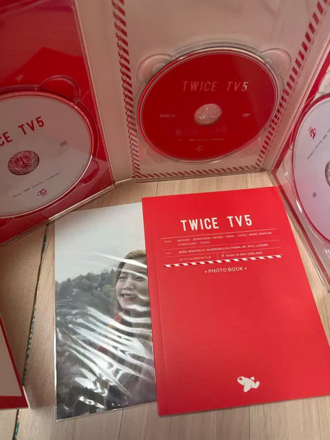 Selling Twice TV5 DVD set.