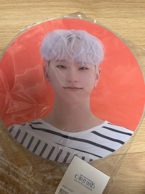 Unopened Hoshi fan