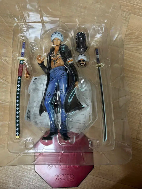 One Piece Trafalgar Law Ver.2 Figure