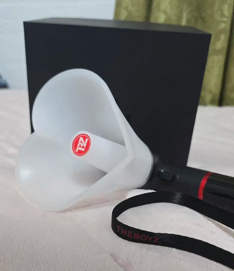 THE BOYZ light stick