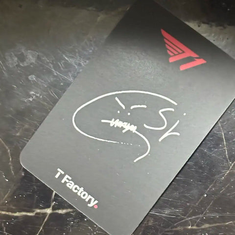 T1 Gumayusi photocard from T-Factory T1