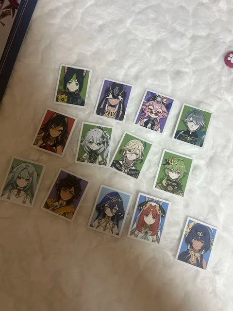 Selling Genshin Impact Sumeru ID photos.