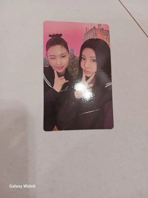 Haja o) ILLIT Bomb Us America Wonhee Yuna Unit Photocard