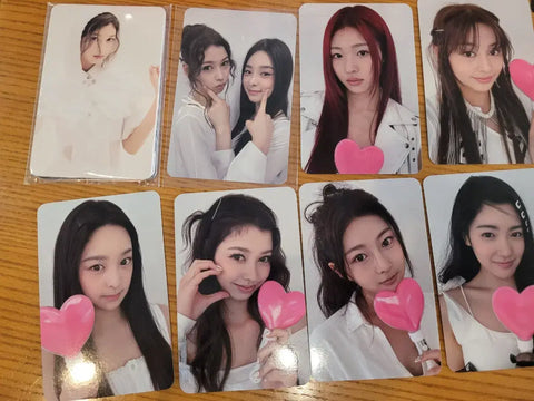 Selling ATHEART tumbler + keyring + pouch set + photo card set.